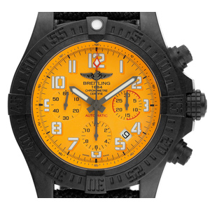 Breitling Avenger Hurricane (Gewicht der Uhr inkl. Armband 91 g)