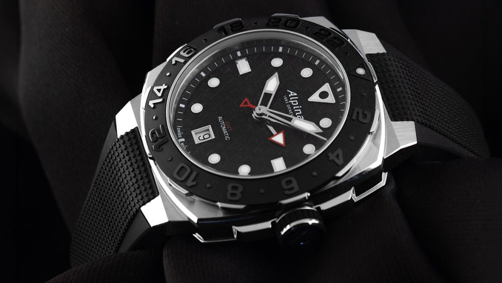 Sportliche Alpina Taucheruhr mit GMT-Funktion