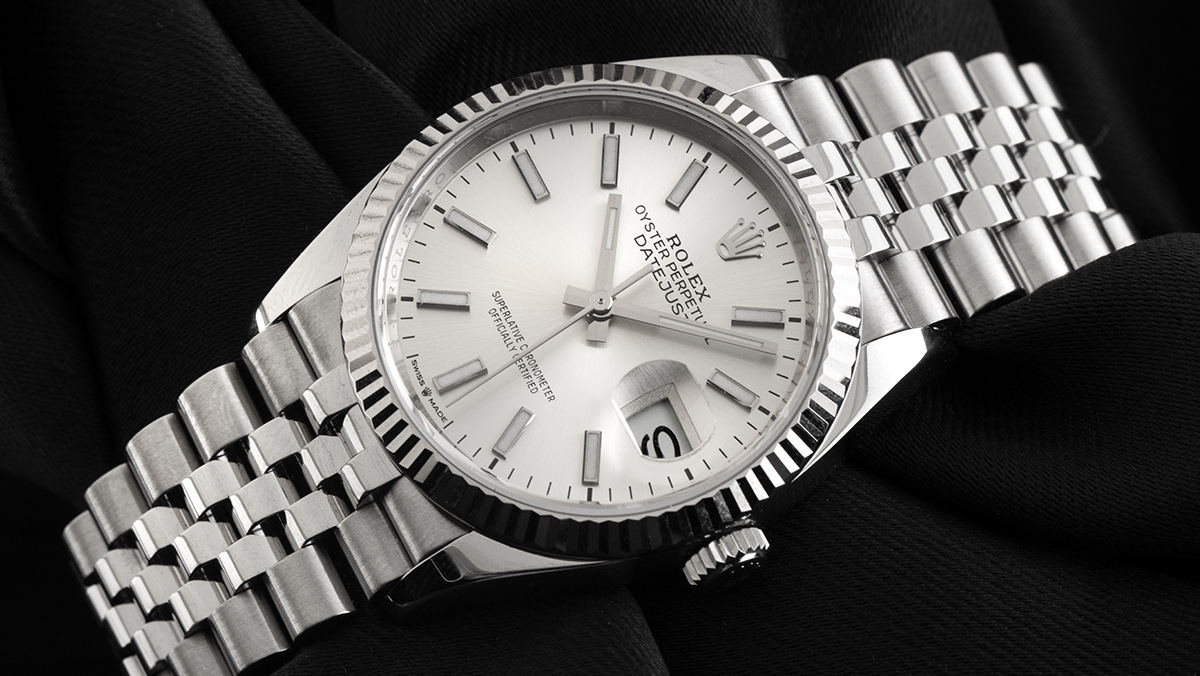 Klassische Rolex Datejust in Weißgold mit weißem Zifferblatt