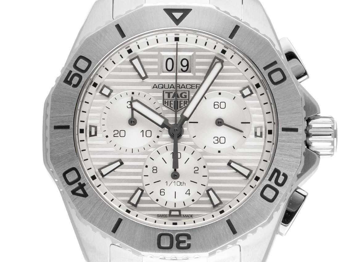 Aquaracer-Professional-Date