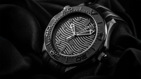 Komplett schwarze Uhr: Omega Seamaster Diver Black Black