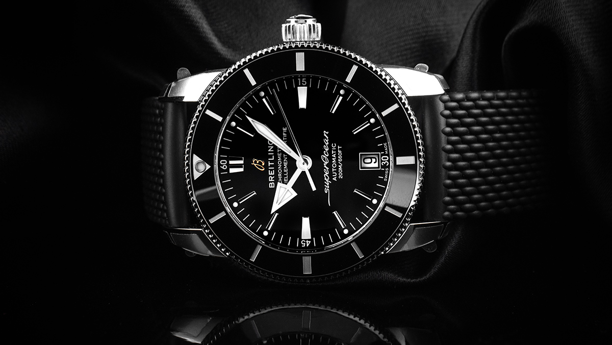 Schwarze Uhr: Breitling Superocean Hértiage B20