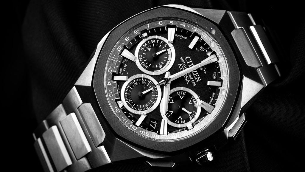 Sportlich-elegante Taucheruhr von Citizen in achteckiger Form
