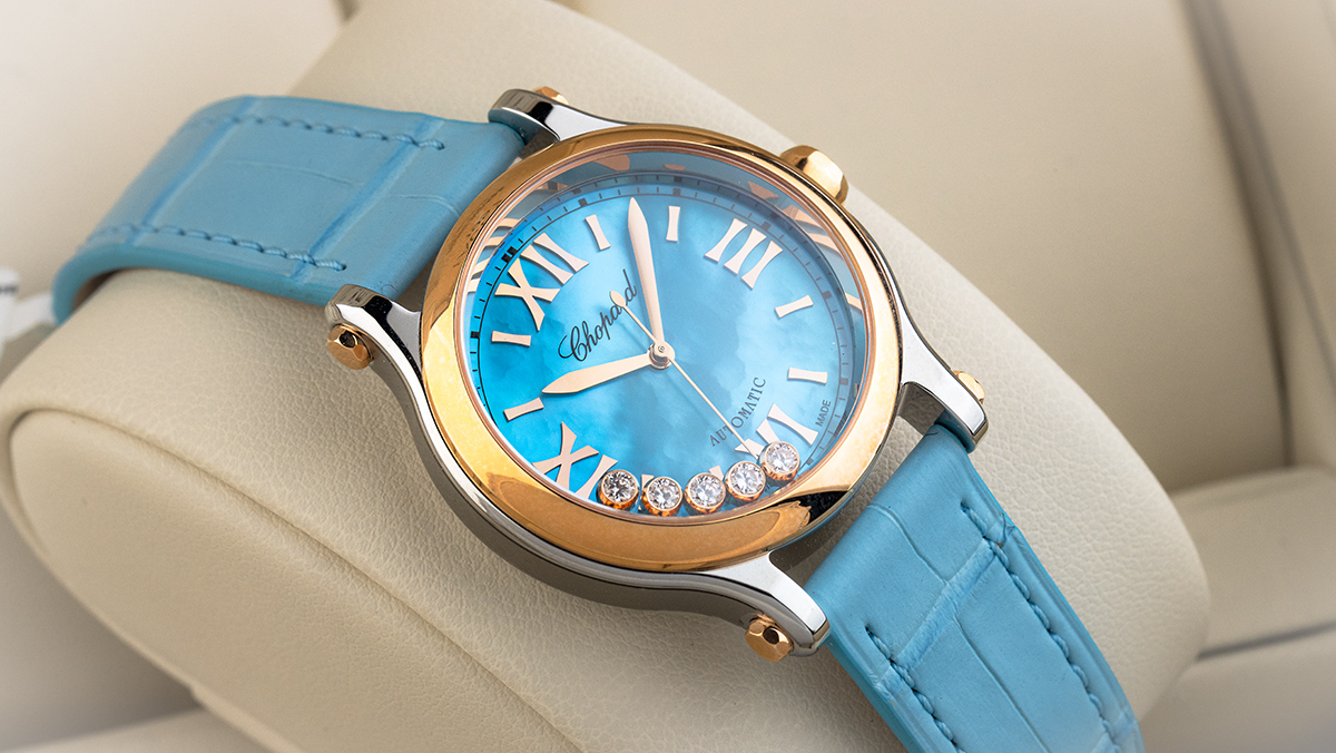 Hellblaue Chopard Happy Sport mit gold und Diamanten im Zifferblatt