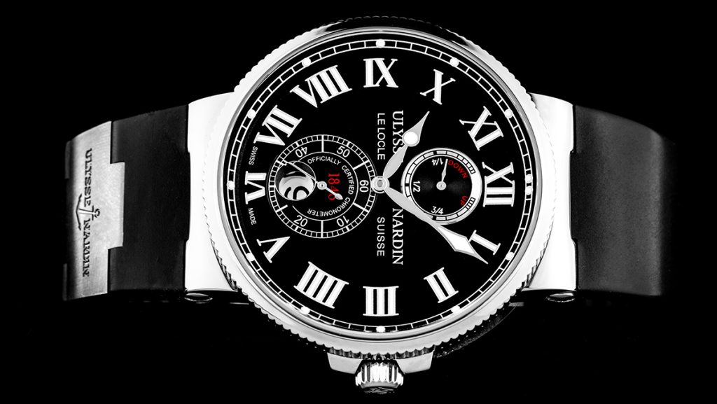 Markante Edelstahluhr von Ulysse Nardin in silber-schwarz