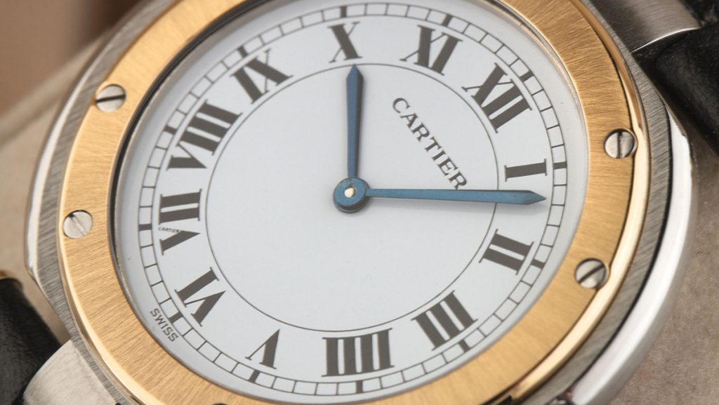 Rundes Ziffernblatt der Cartier Santos Ronde mit Eisenbahnminuterie