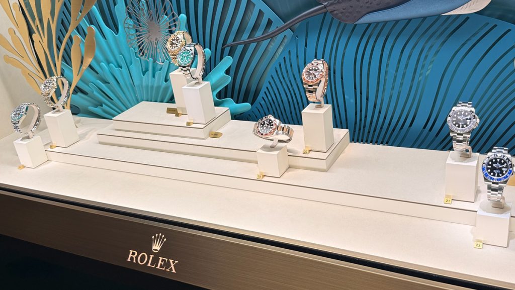 Rolex GMT-Master II in Ausstellung, aber ohne Pepsi