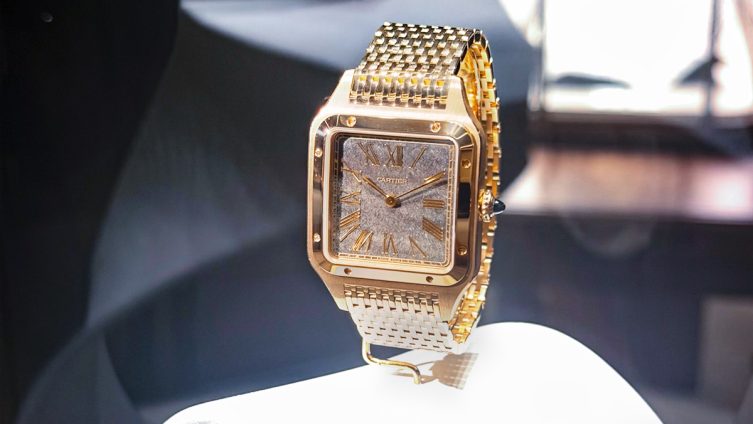 Neuheit von Cartier Santos Dumont in glänzendem Gelbgold