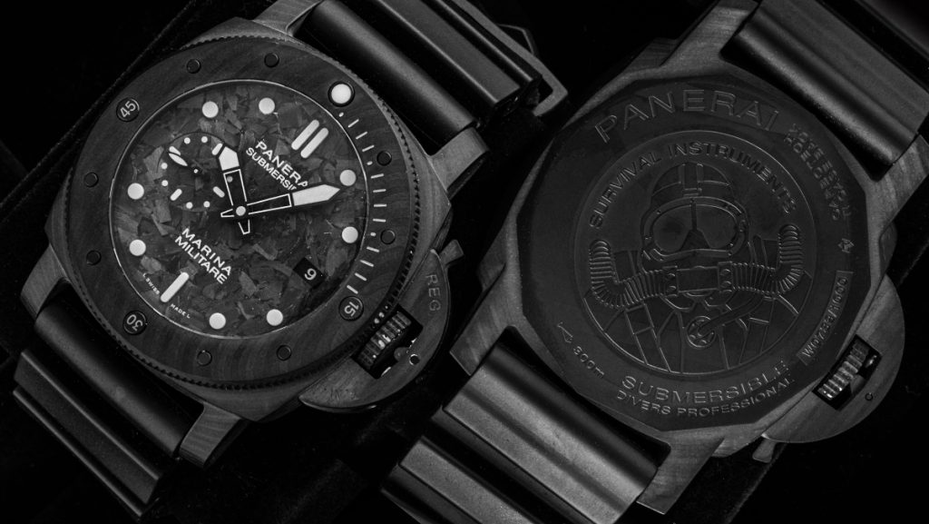 Panerai Submersible in Vollschwarz von vorne und hinten