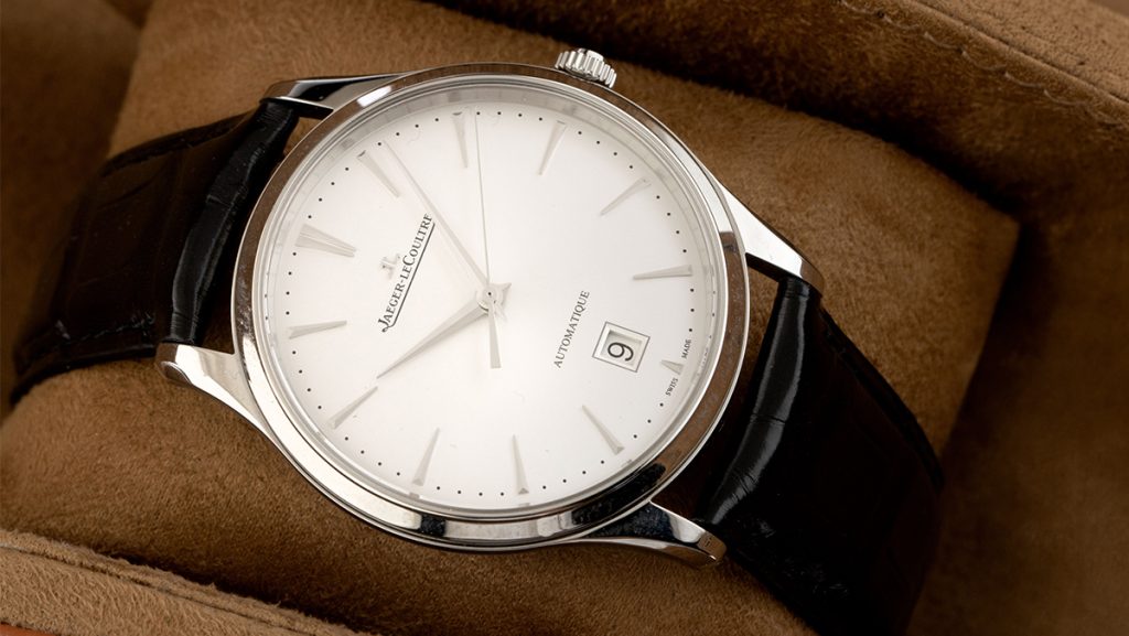 Schlichte Dresswatch mit klarem, weißen Zifferblatt