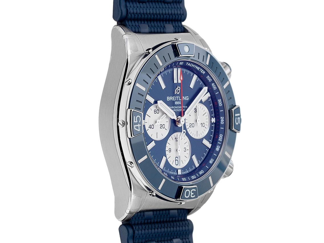 Breitling Super Chronomat B01 - Stahl / Keramik - Armand Kautschuk 