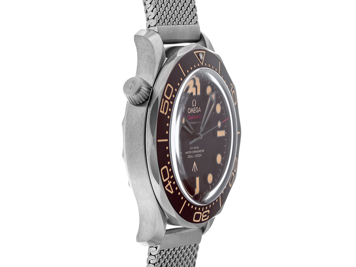 Omega Seamaster Diver 300m 007 Edition - Titan - Armand Titan  