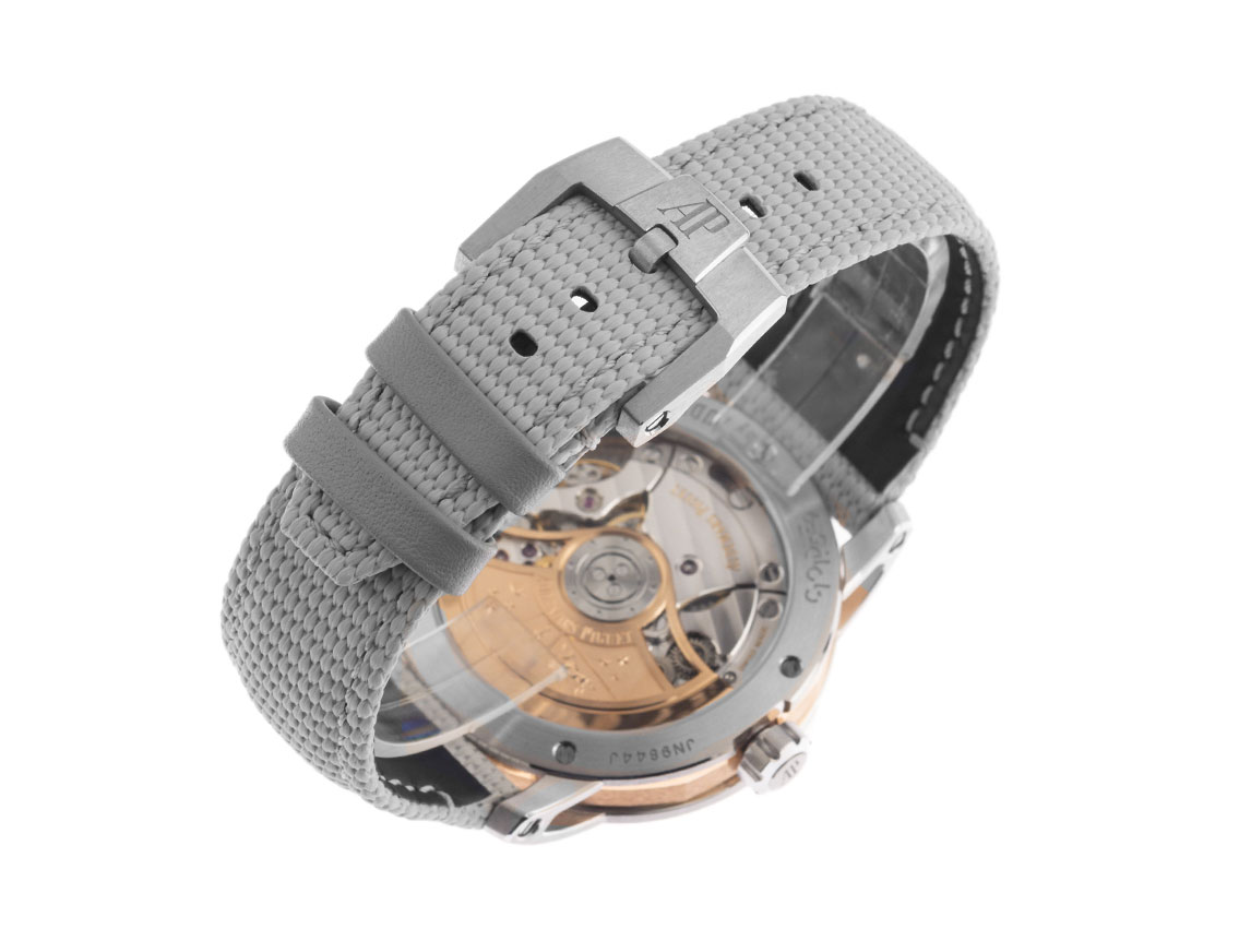 Audemars Piguet Code 11.59 - 18kt Weißgold - Armand Leder - 41mm  