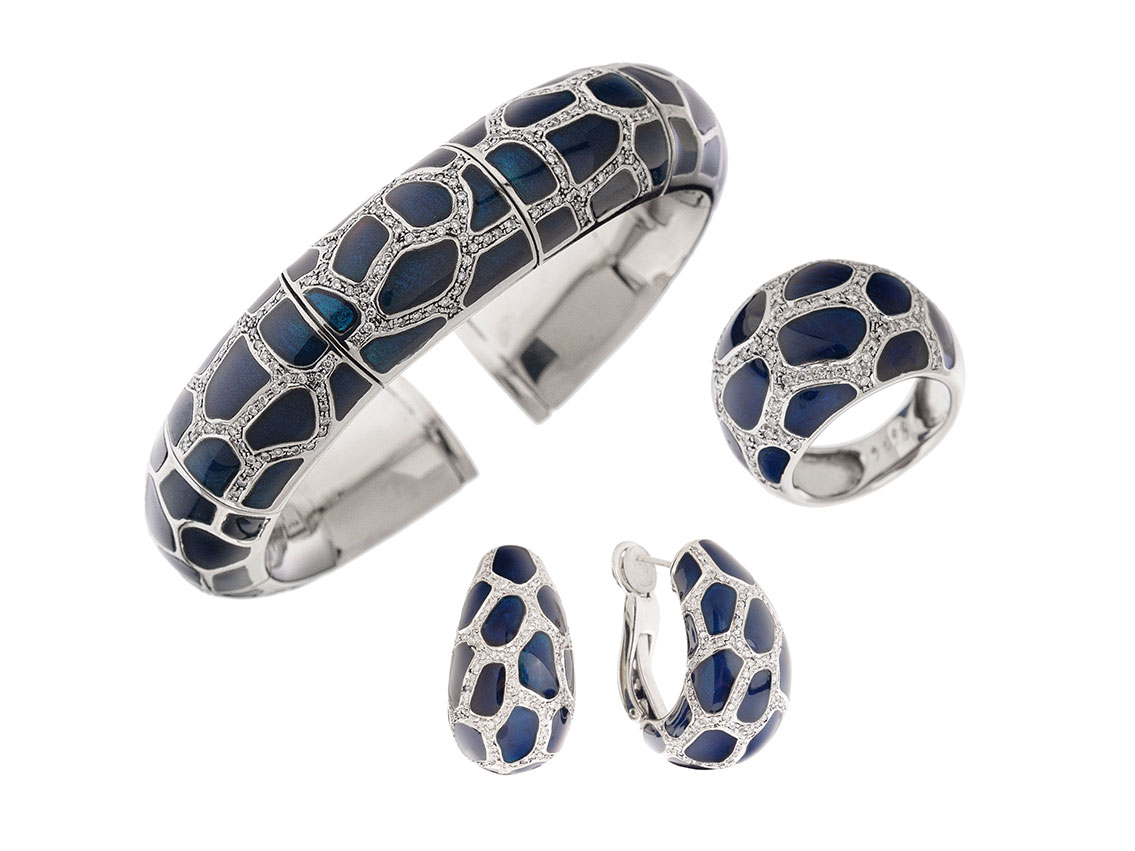 Wempe Schmuckset Armreif Ring Ohrschmuck 18kt Weißgold 164,7g Diamanten 3,98ct Emaille 