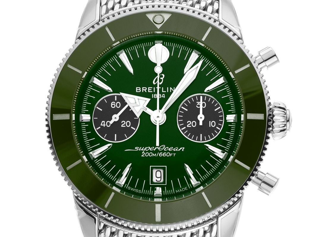 Breitling Superocean Héritage B01 Chronograph 42 Green Dial