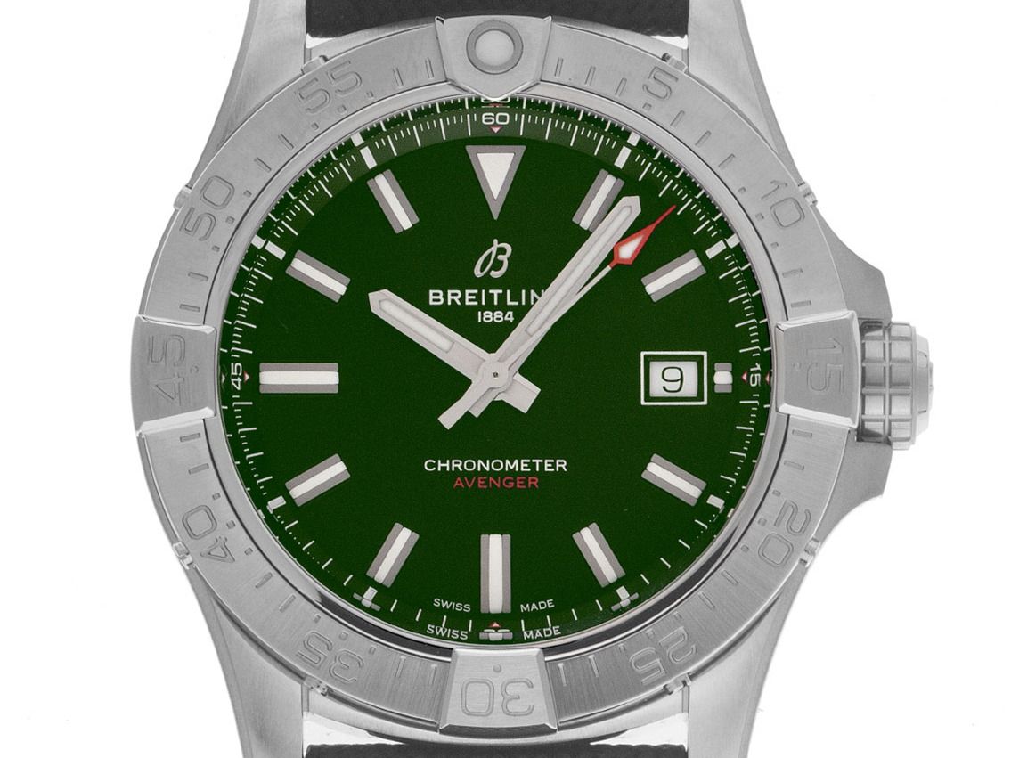 Breitling Avenger Ref.A17328101L1X1 2025 Full Set Ungetragen