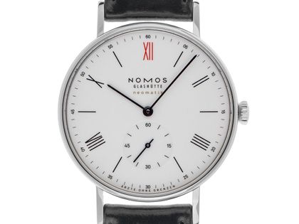 Nomos Glashütte Ludwig für Ärzte ohne Grenzen Neomatik Ref.282.S2 2025 Full Set Neu