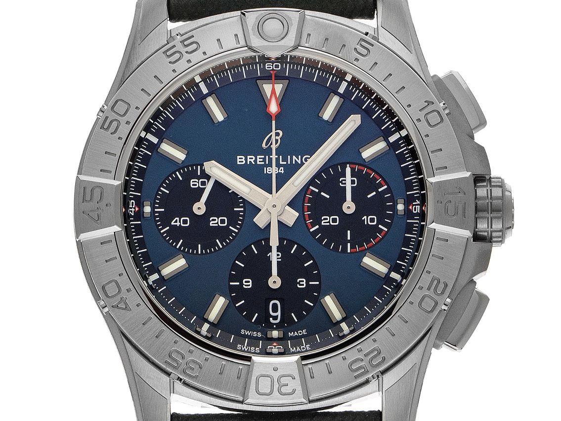 Breitling Avenger B01 Ref.AB0146101C1X1 2025 Full Set Ungetragen