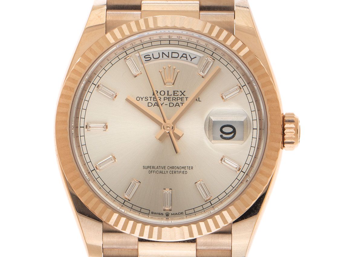 Rolex Day-Date Diamanten Ref.128235 2025 Full Set Ungetragen