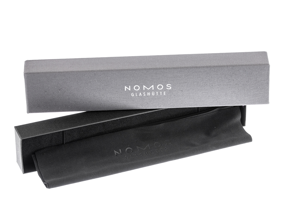 Nomos Reiseetui Grau Schwarz Neu